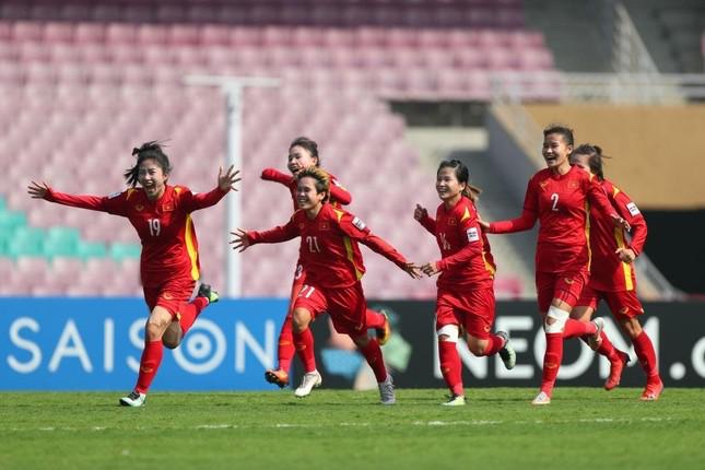 Niềm vui chiến thắng của các tuyển thủ nữ Việt Nam